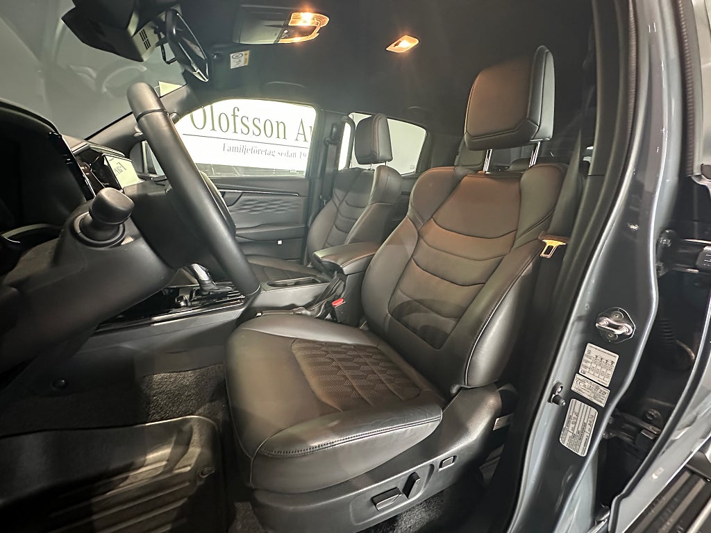 Isuzu D-Max Crew Cab XRX 1.9 CNG 4WD Kåpa Värmare - bild 9