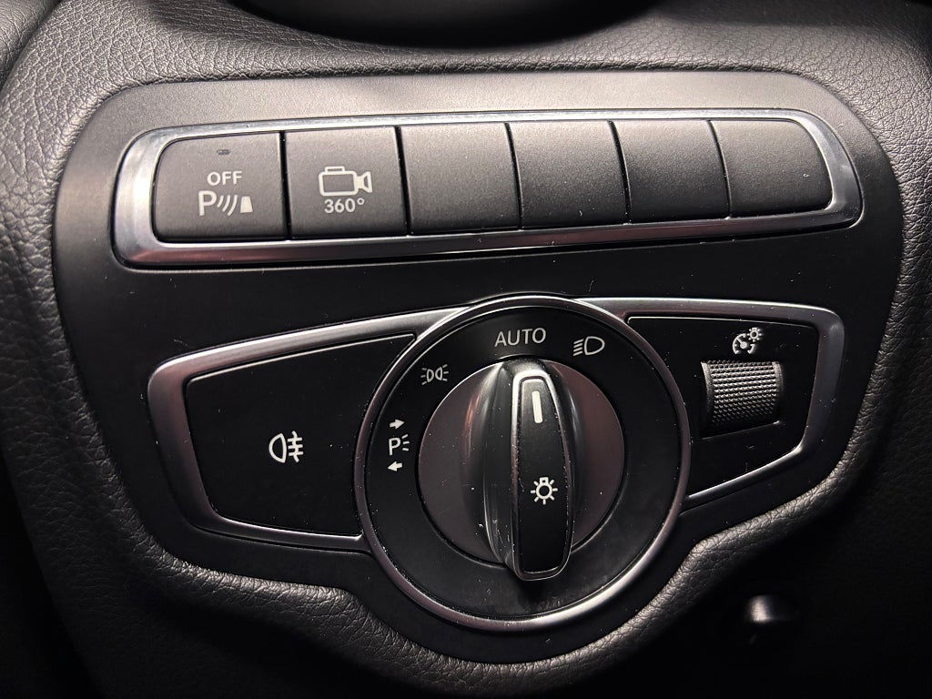 Mercedes-Benz GLC250 d 2018 - miniatyr 13
