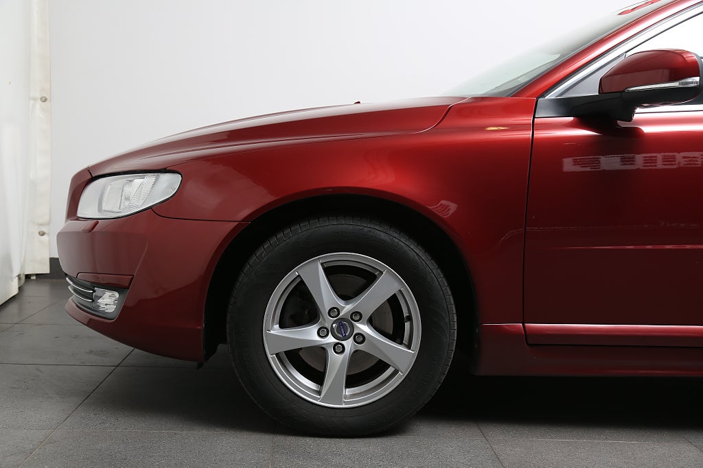 Volvo V70 D4 181hk Momentum BLIS Kamera Motorv VOC Dragkrok 2015