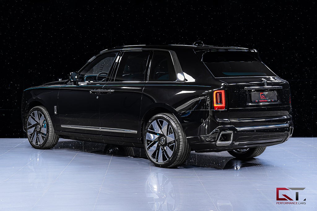 Rolls-Royce CULLINAN Series II PD26 MOMS Turchese 4-seat TV Stars 23" Fascia