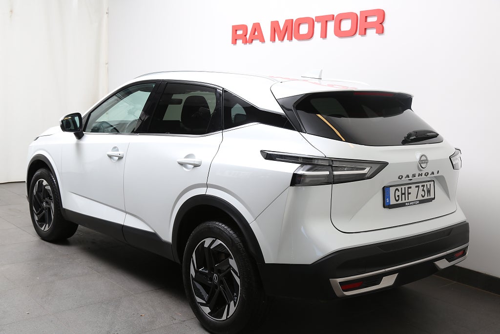 Nissan Qashqai 1,3 DIG-T XTRONIC-CVT 158hk N-Connecta Navi 360°-kamera 2025