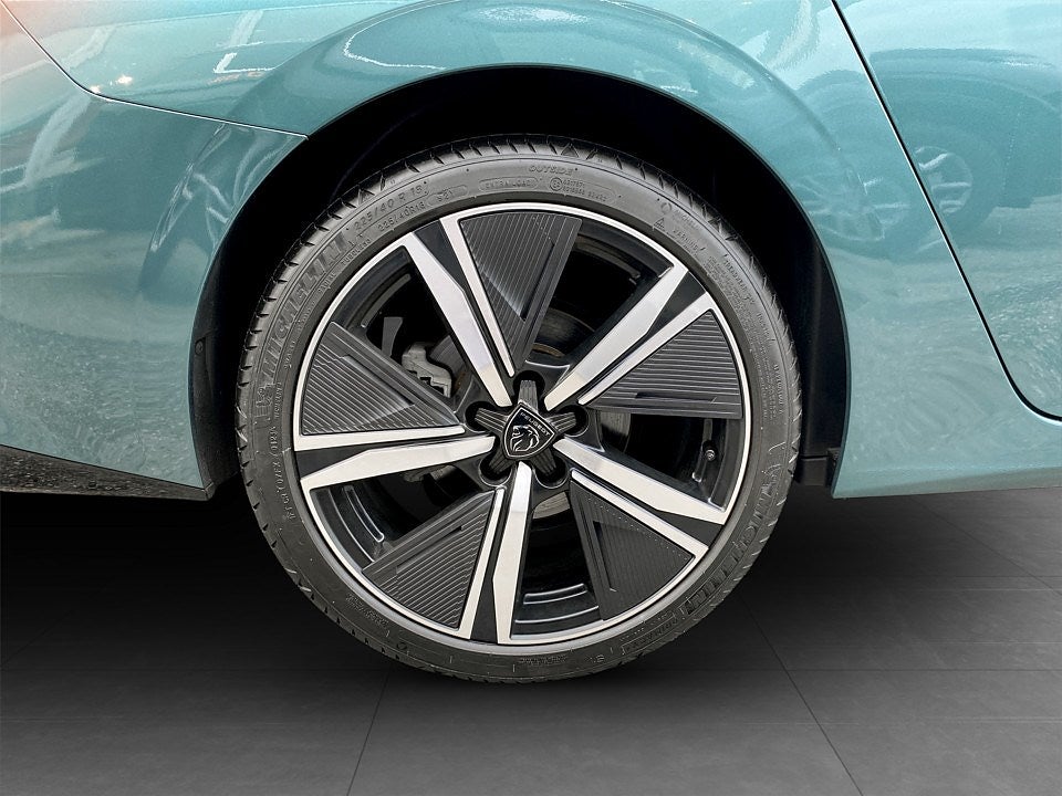 Bild på Peugeot 308 SW GT 1.2 PT 130hk Aut - BACKKAMERA, CARPLAY