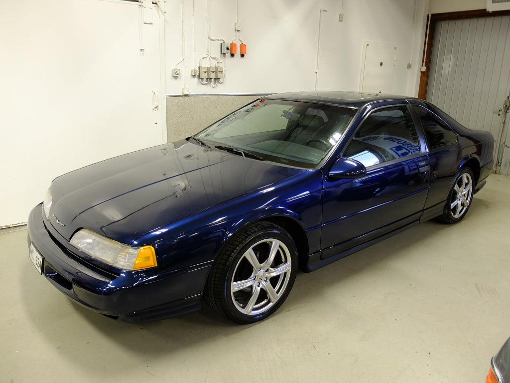 Ford Thunderbird SC Fint skick Få Ägare