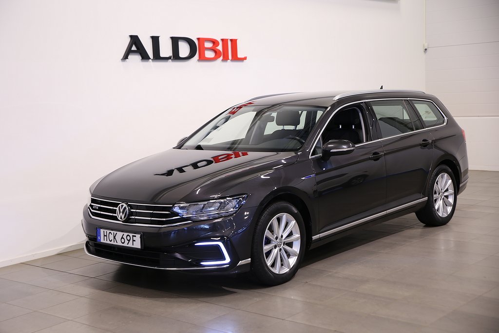 Volkswagen Passat GTE 218hk Plug-in Hybrid SC DSG / Dragpkt / Backkamera / Nav