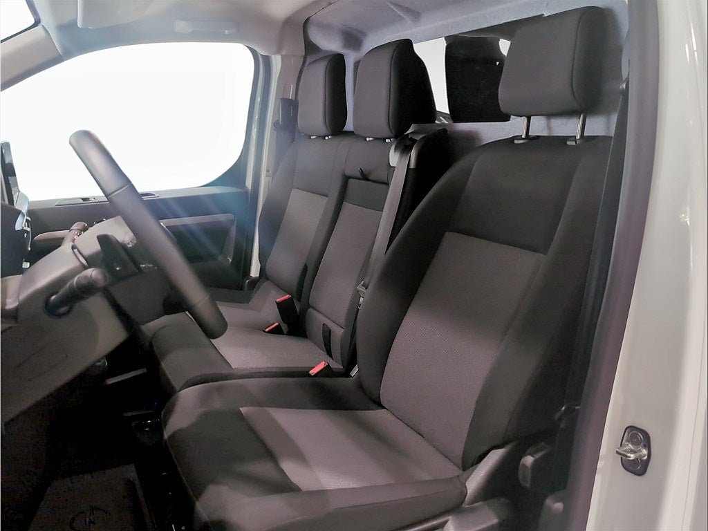 Bild på Opel Vivaro Elite 180hk Aut L2 - DEMO