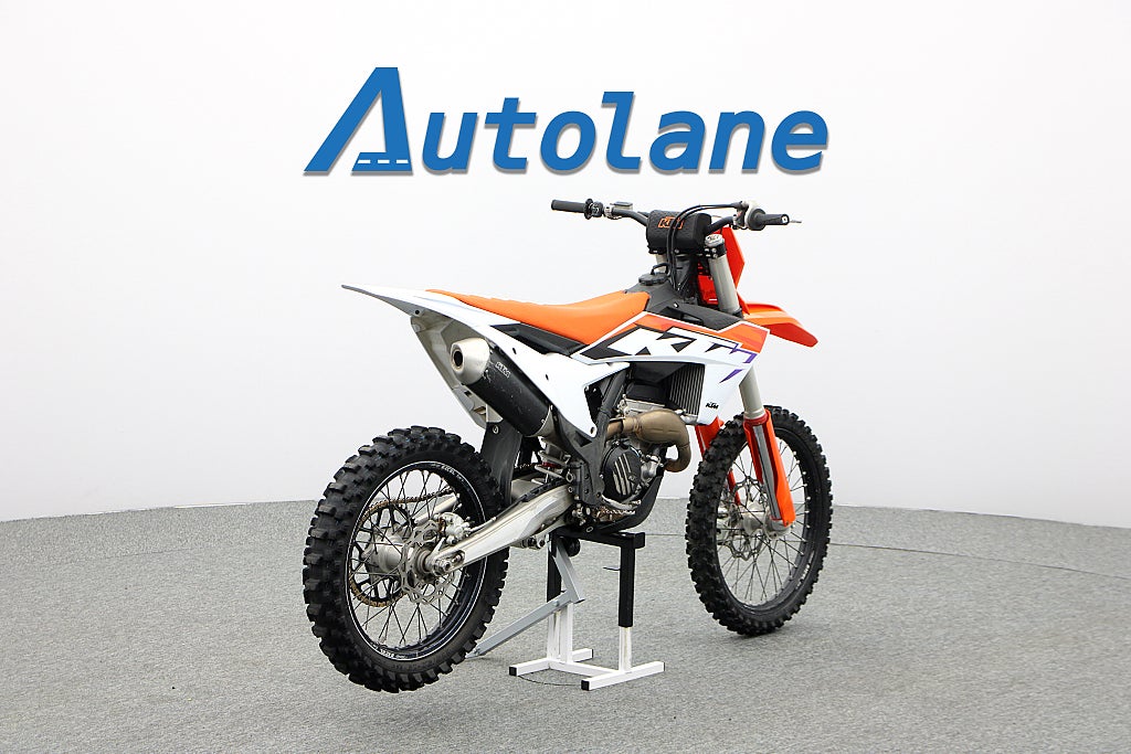KTM 250 SX-F *Gångtid 82h ( Timräknare ) El-start