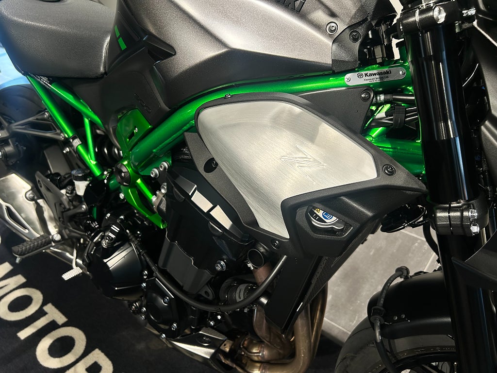 Kawasaki Z900 /3,45%/PUIG/Til-Tidy/214 mil!