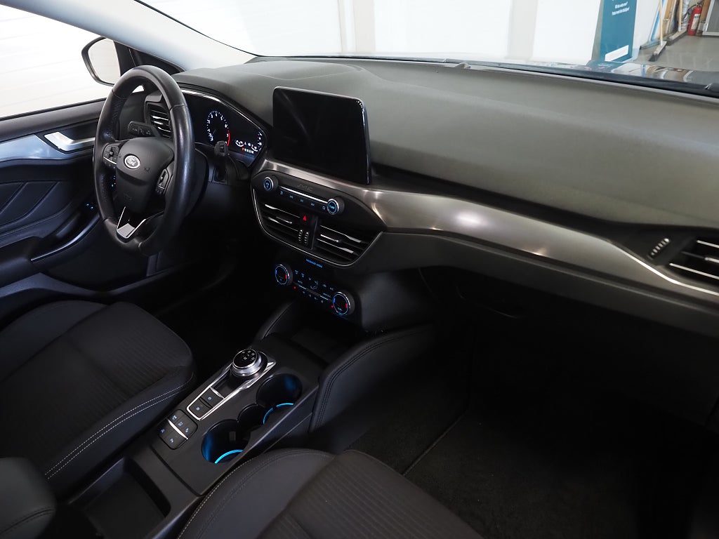 Ford Focus Kombi 1.5 SelectShift Aut Titanium 150hk Kamera 2019