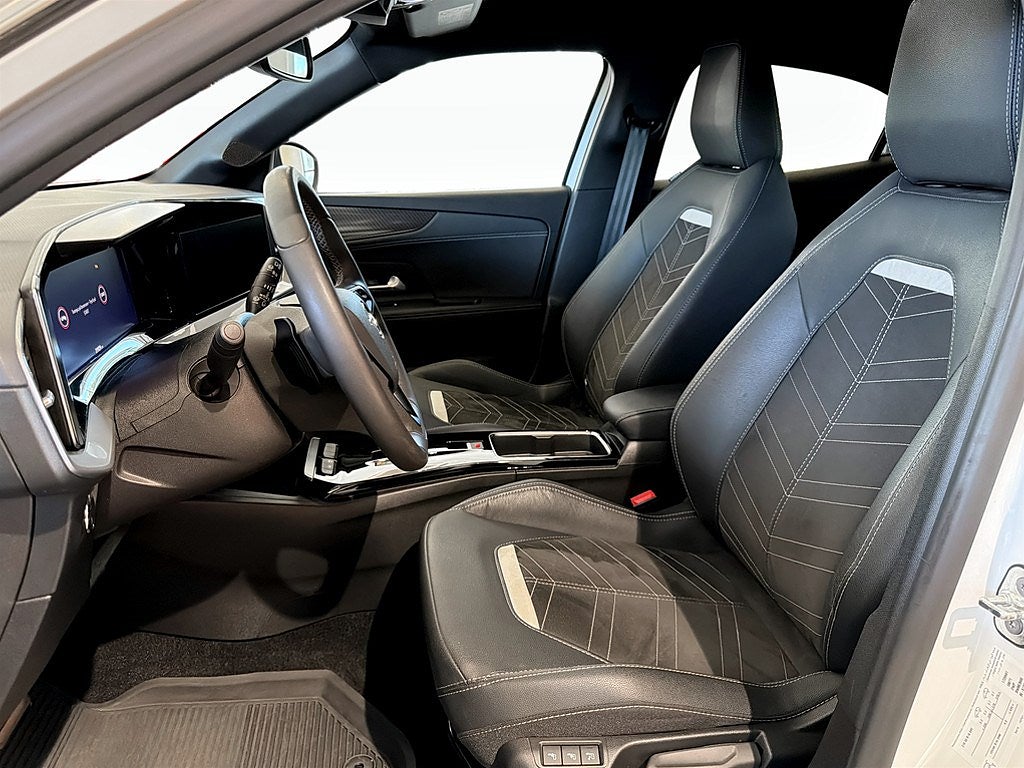 Bild på Opel Mokka Ultimate 1.2 Turbo 130hk Aut - B-KAMERA, CARPLAY