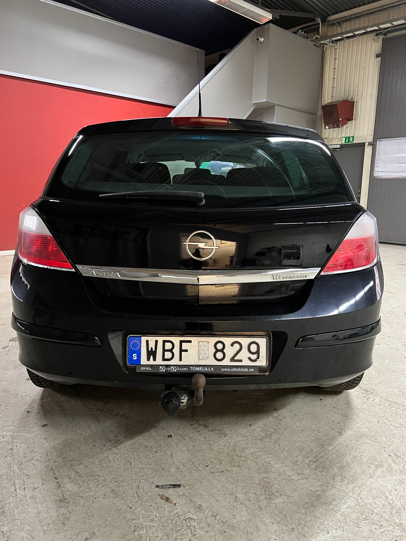 Opel Astra 1.6 Twinport ECOTEC 2004, bild 6/35