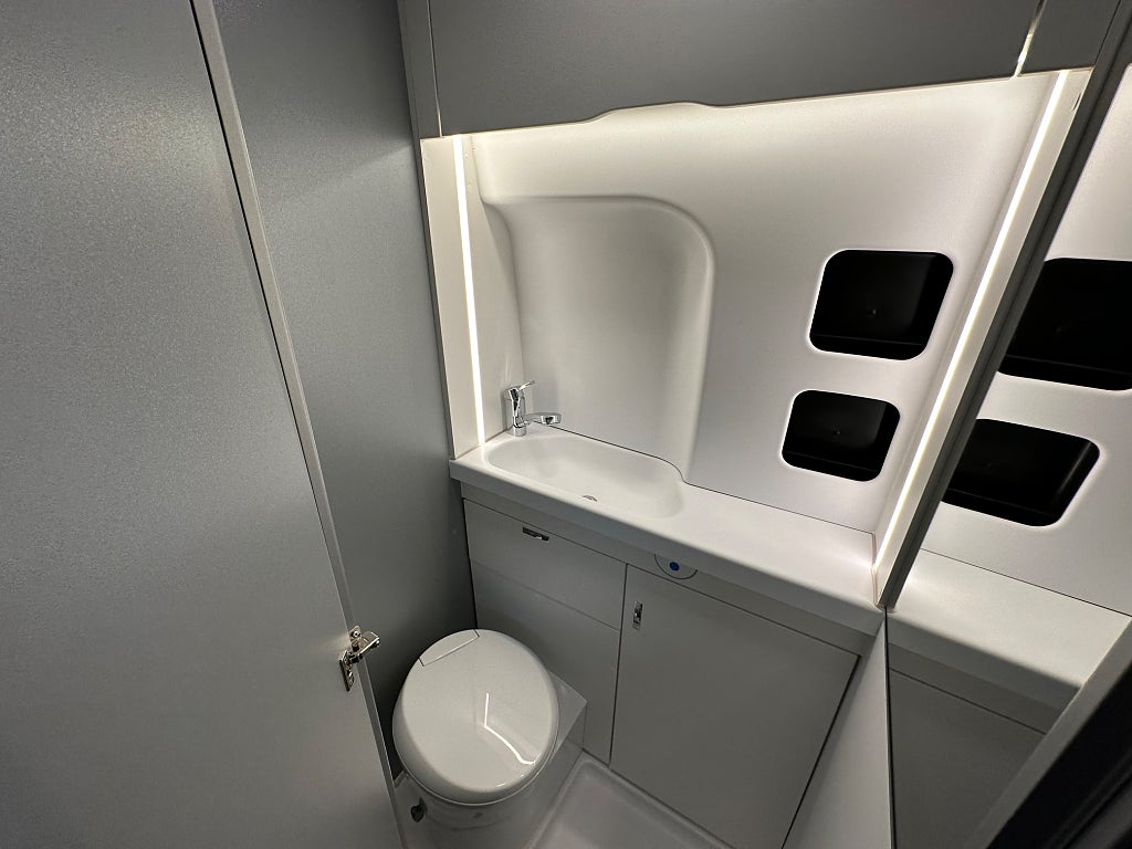 Weinsberg Cara Tour 600 MQ Automat, golvvärme, 3.49% Ränta thumbnail