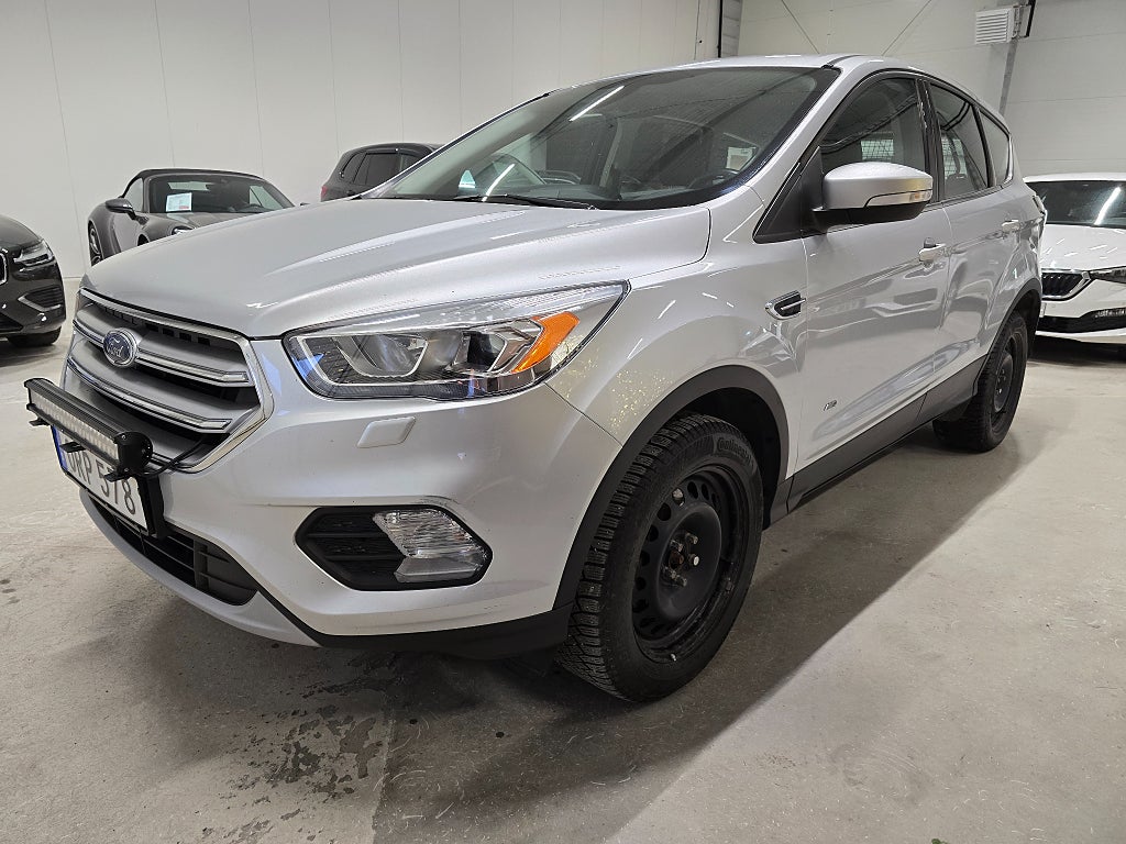 Ford Kuga 2.0 TDCi AWD Titanium *Dragkrok *Vinterhjul