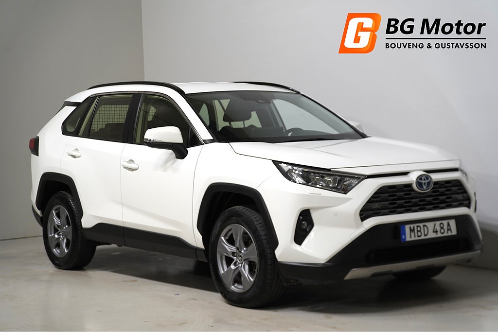 Toyota RAV4 Hybrid 222HK AWD Motor-V/AdaptivFH/1,99% Ränta
