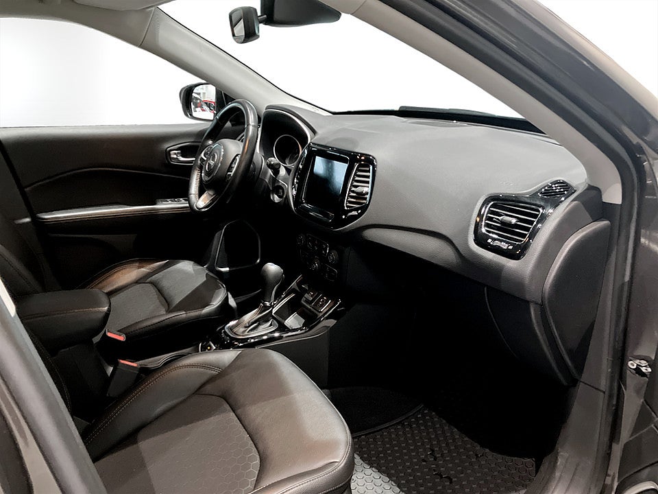 Bild på Jeep Compass 1.3 T-GDi 150hk Aut BLUETOOTH FARTHÅLLARE