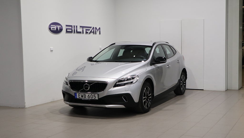Volvo V40 Cross Country T3 Geartronic Momentum 152hk