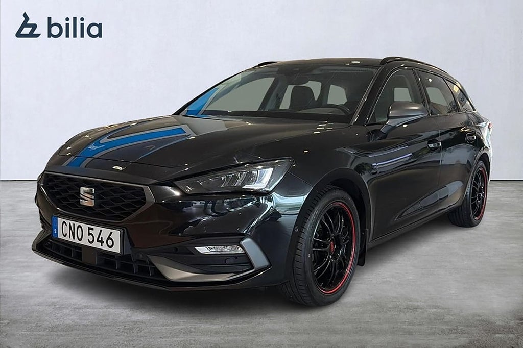 Seat LEON SPORTSTOURER 1.5 eTSI 150HK DSG7 FR Bkamera,DCC...
