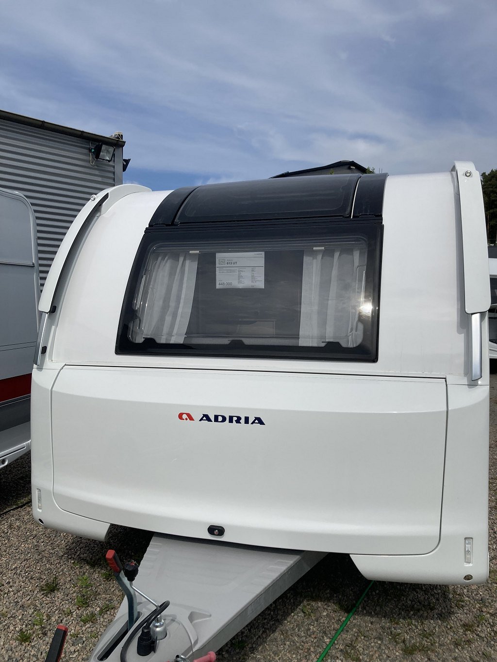 Adria Adora 613 UT "Kampanj AC och Campingnätter på köpet!"