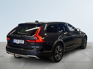 Volvo V90 Cross Country D4 AWD Automat Drag/Kamera/P-Värmare/M-värmare/S&V-Däck – bild 6