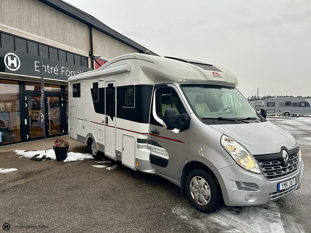 Adria Matrix Supreme M 687 SL