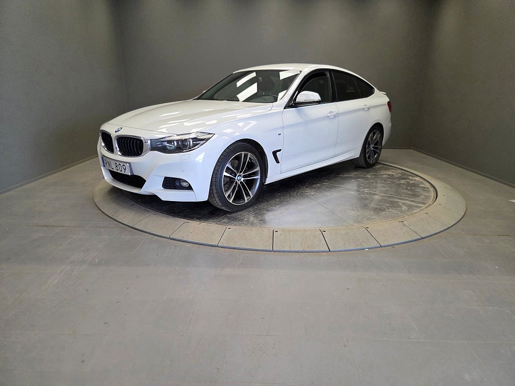 BMW 330i xDrive GT M Sportpaket Dragkrok HiFi ljud Rattvärme 