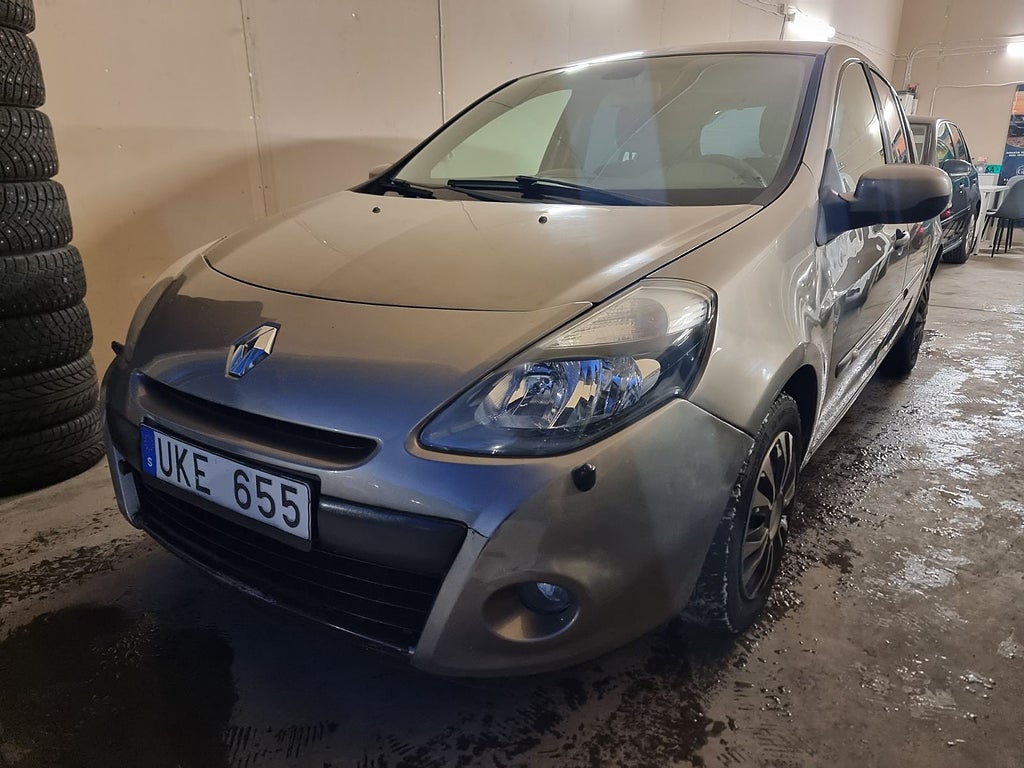 Renault Clio 5-dörrars Halvkombi 1.2 E85 Euro 4