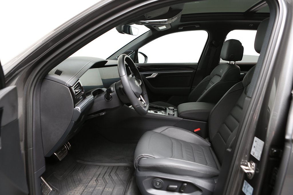 Volkswagen Touareg TDI 286hk 4M R-Line Black Se Spec! VAT 2025