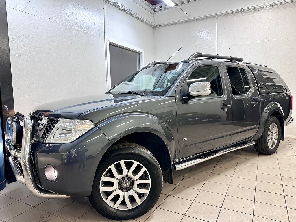 Nissan Navara Dubbelhytt 3.0 dCi V6 4x4 TAKLUCKA/DRAG/KAMERA