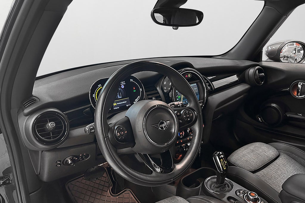 MINI Cooper SE 2021 - miniatyr 17