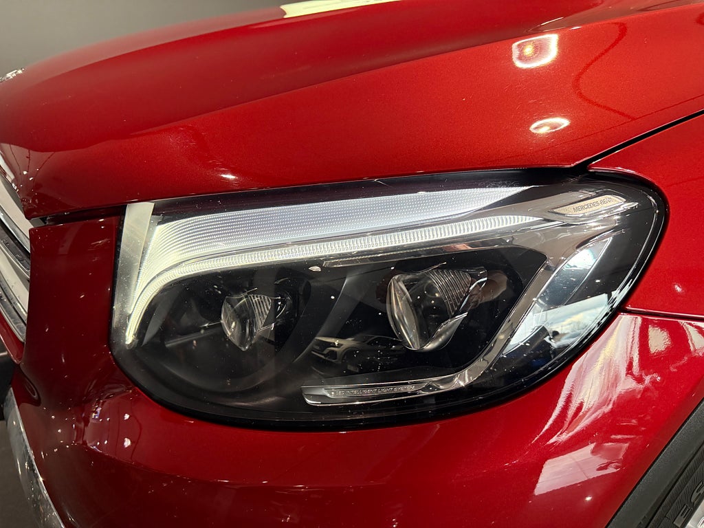 Mercedes-Benz GLC 220 d 4MATIC Värmare Läder Burmester Drag - bild 13