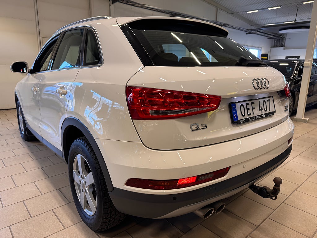 Audi Q3 2017 - miniatyr 3