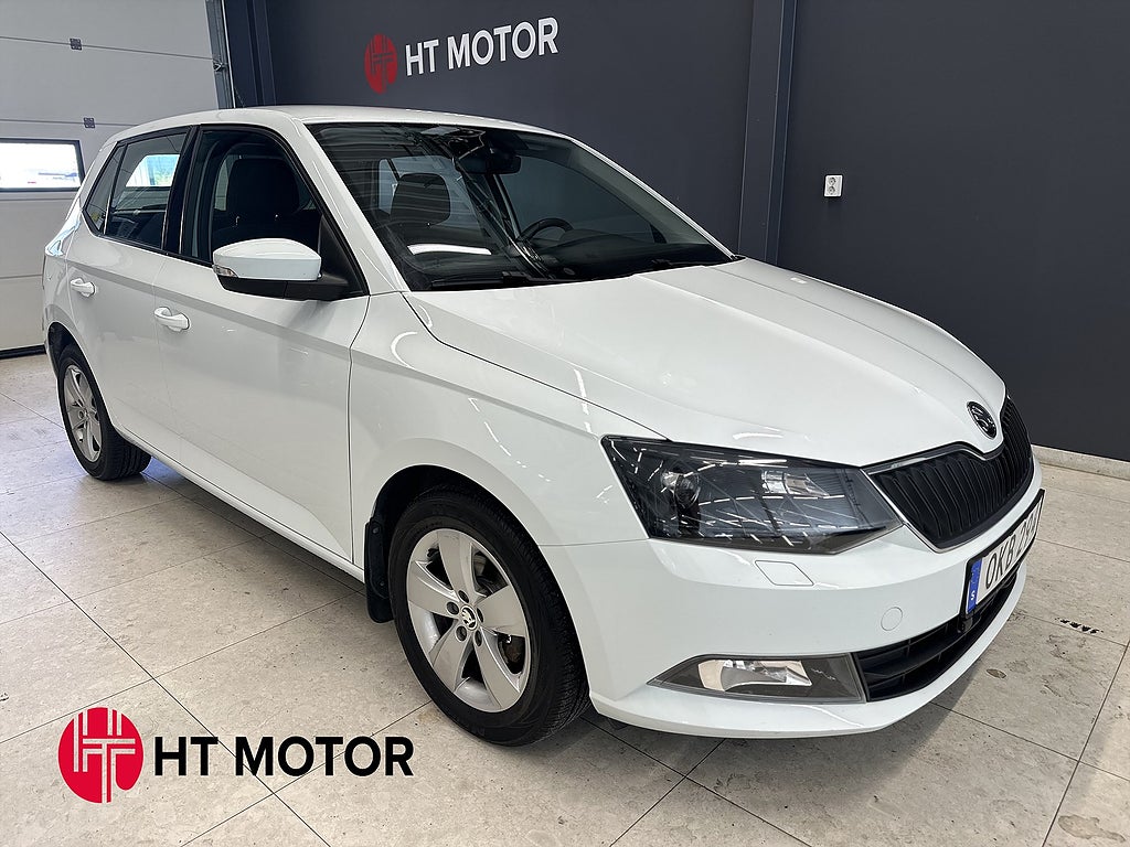 Skoda Fabia 1.2 TSI 90HK Motorvärm/Lågamil