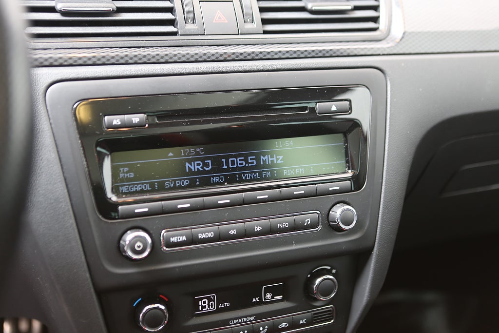 Skoda Rapid 1,2 TSI Monte Carlo Spaceback Panorama