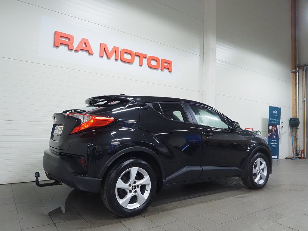Toyota C-HR 1.2 Turbo 116hk Active Dragkrok Kamera Lane Assist 2019