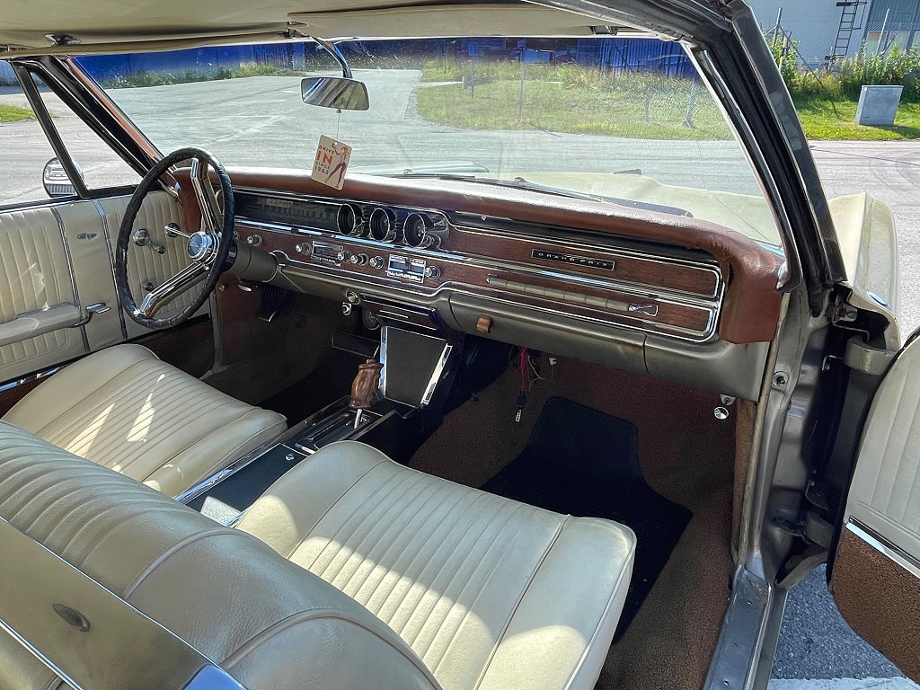 Pontiac Grand Prix 6.4 V8 0kr insats 1896kr/mån