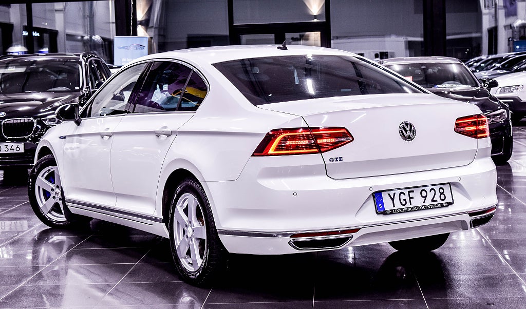 Volkswagen Passat GTE 1.4 TSI ACT DSG Sequential, 218hp, 2017