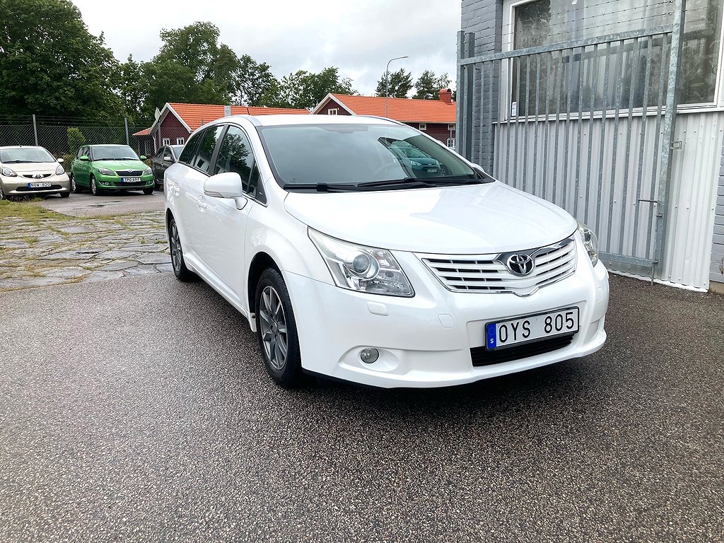 Toyota Avensis 1.8 147HK KOMBI BUSINESS / AUTOMAT