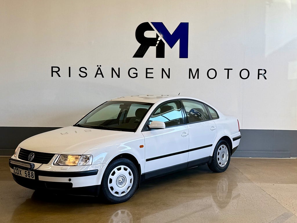 Volkswagen Passat 1.8 Passat Välvårdad/Lågmil