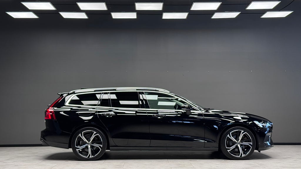 Volvo V60 2023 - miniatyr 4