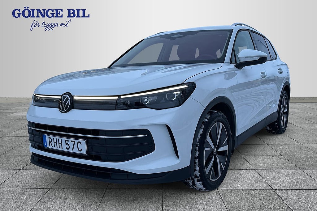 Volkswagen Tiguan 3.95% KAMPANJRÄNTA Värmarefjärr/ Drag/ Rattvärme/ Life editi...