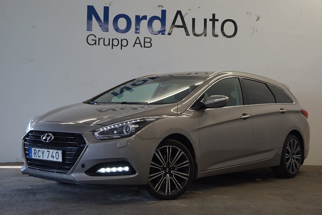 Hyundai i40 CW 1.7 CRDi 141HK COMFORTPLUS EU6 NAVI PDC M-VÄRMARE 