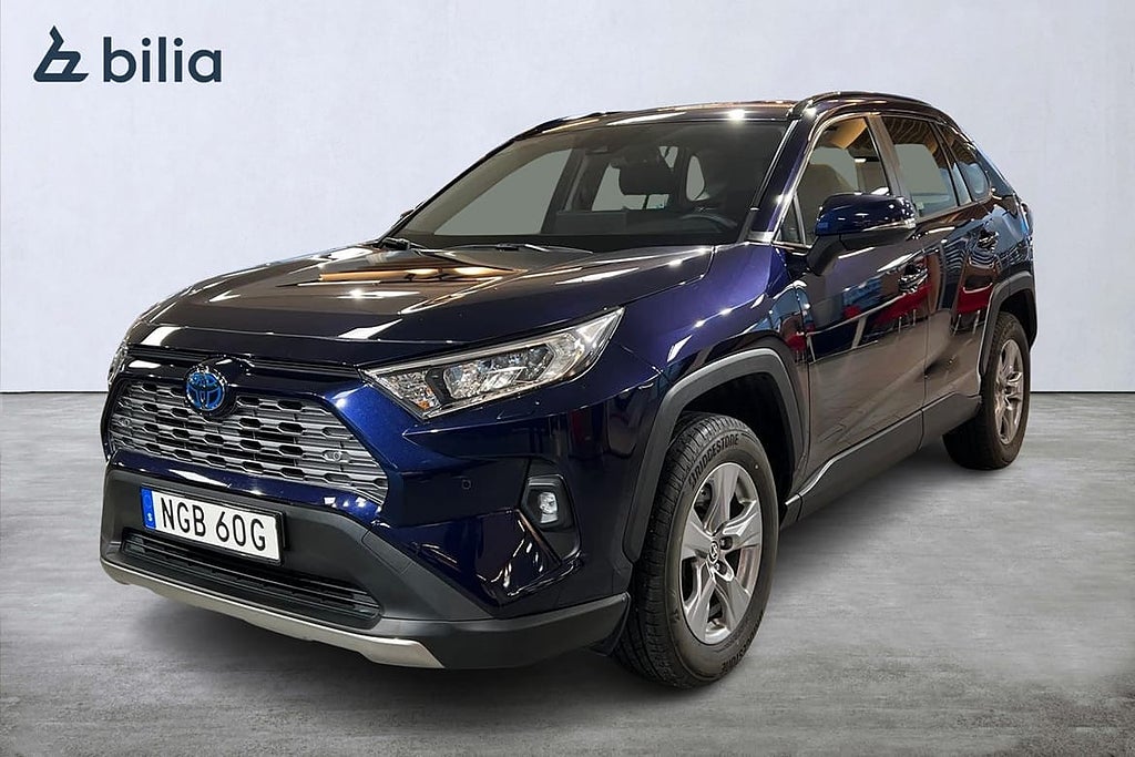 Toyota RAV4 Hybrid AWD-i 2,5 Active Komfort Navi Värmare
