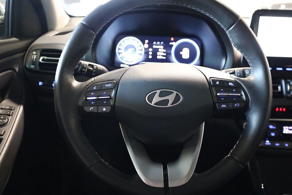 Hyundai i30 1,0 T-GDi MHEV Essential Kombi Aut Navi Kamera