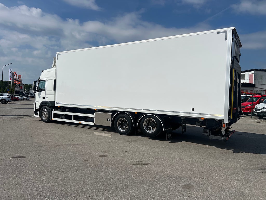 Volvo FM13 410 6x2 Skåpbil, *17 400 Mil*, Euro 6