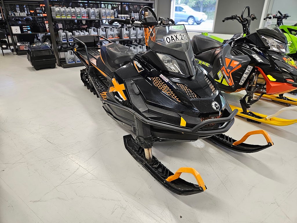 Ski-Doo Tundra Xtreme 600 e-tec 2013 