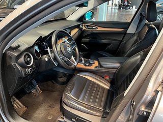 Alfa Romeo Stelvio 2.0 Turbo 16V Q4 Super Drag/MoK/SoV/Navi