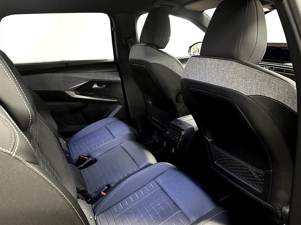 Bild på Peugeot 5008 GT Hybrid 145hk Aut 7-SITS BACKAMERA CARPLAY