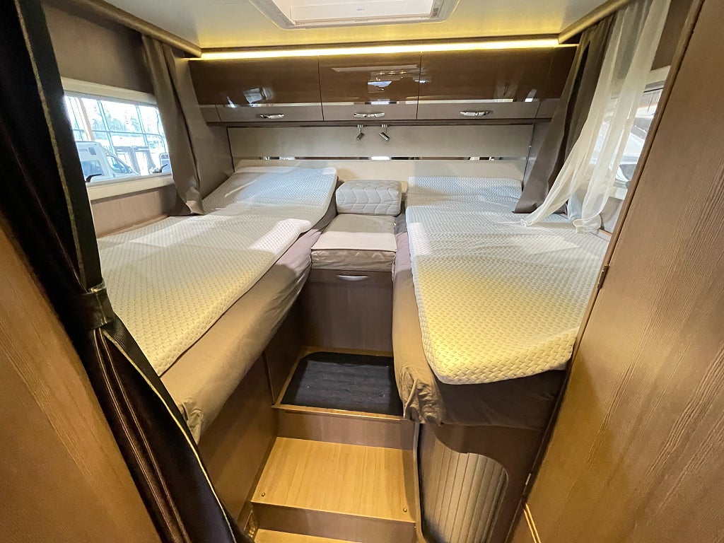 Adria Super Sonic 701 SL /ALDE/AC bodel/Solcell/Ugn/Taksäng/Automat 15 - Adria