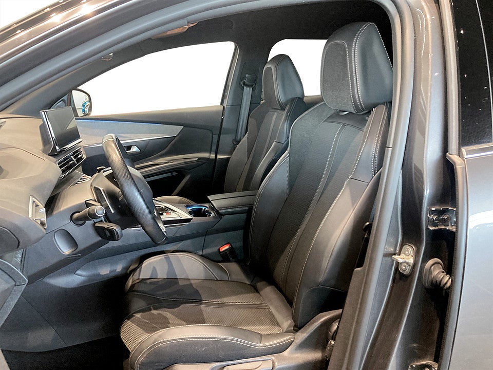 Bild på Peugeot 3008 GT 1.2 PT 130 Aut BACKKAMERA CARPLAY