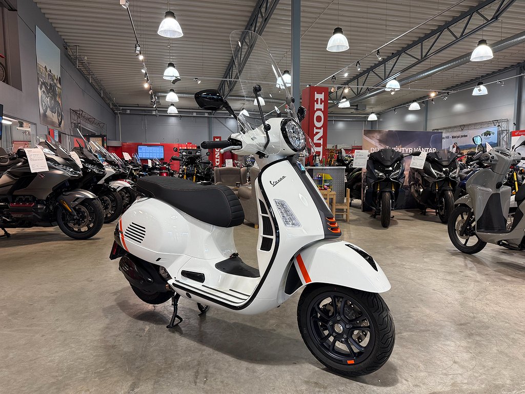 Piaggio Vespa 300 GTS Super Sport HPE #Endast 180mil# 