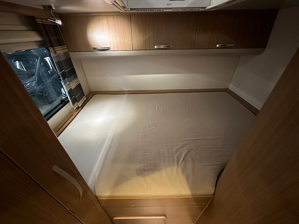 Sun Living A 49 DP / 6 bältad / AC bodel / Solcell / 6 sovpl - Sun Living